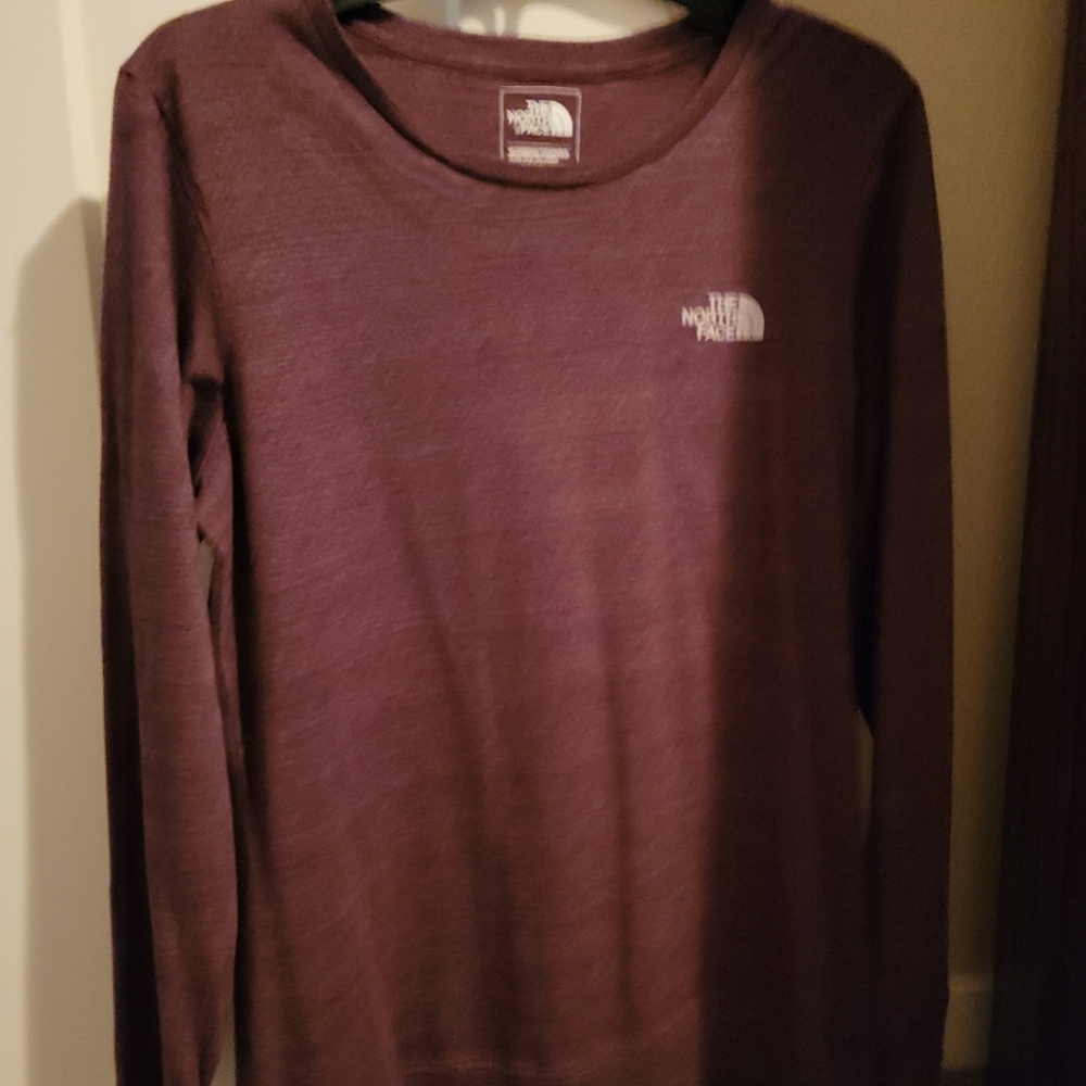 The North Face Womens graphic crewneck sweatshirt